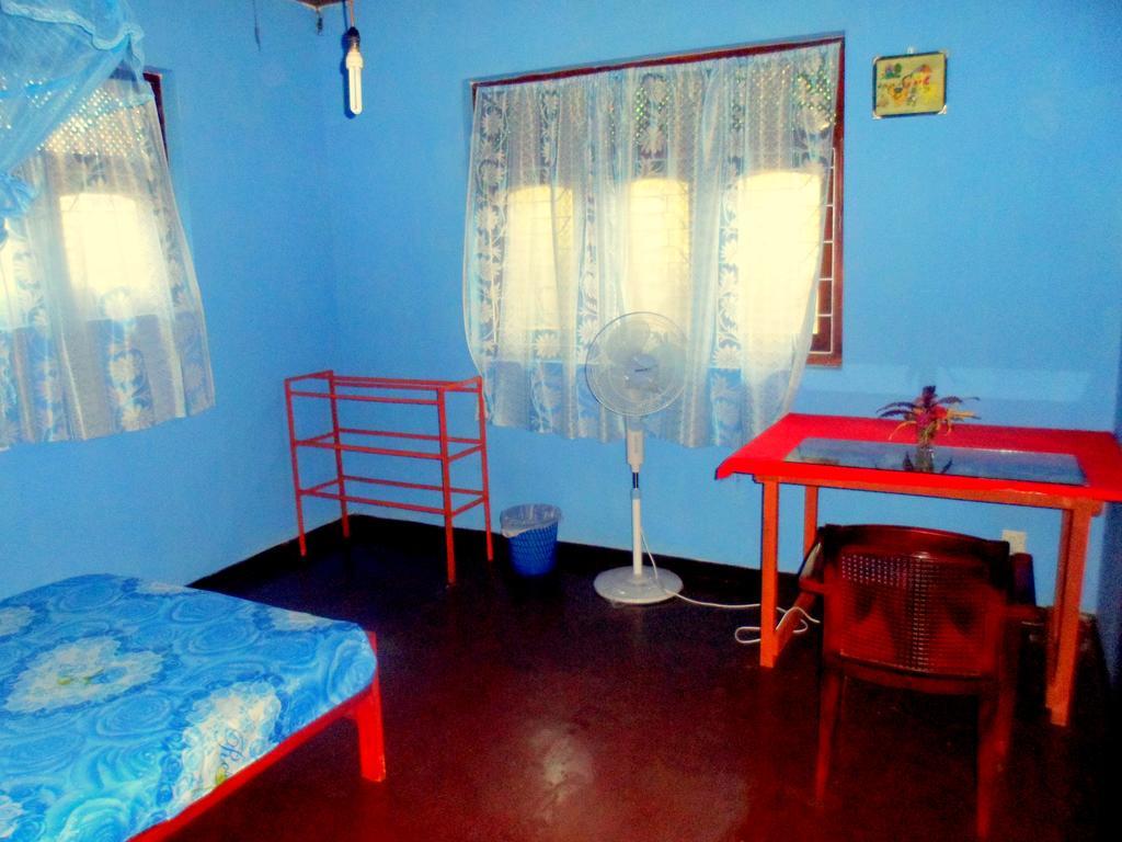 Hikkaduwa Home Stay Chambre photo